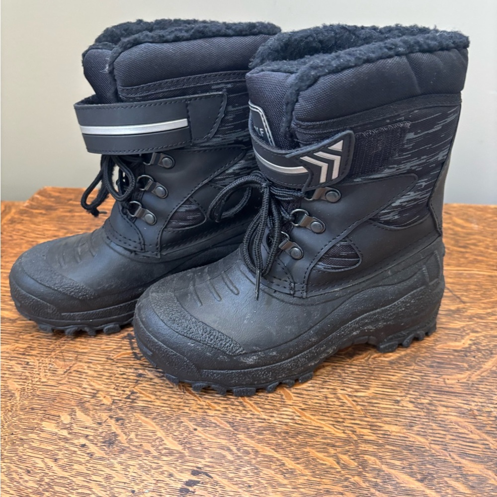 Gray Wolf Black Winter Snow Boots Kids Unisex